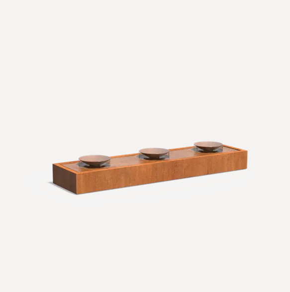 Table d'eau en acier corten avec écuelles
