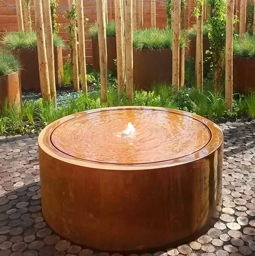 Table d'eau en acier corten ronde