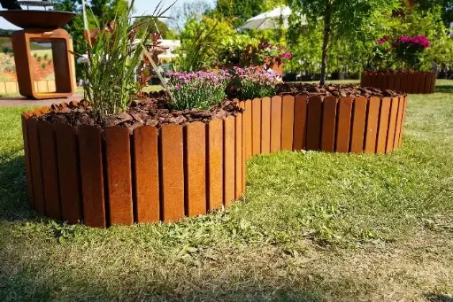 Bordure modulable en Acier Corten (Prix au mètre)
