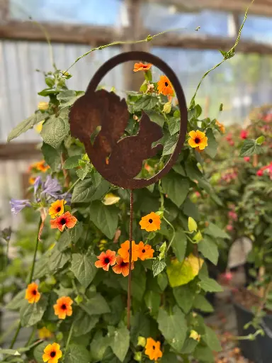 [71700EOA2S] Ecureuil assis.ov. H17xB14cm +tige